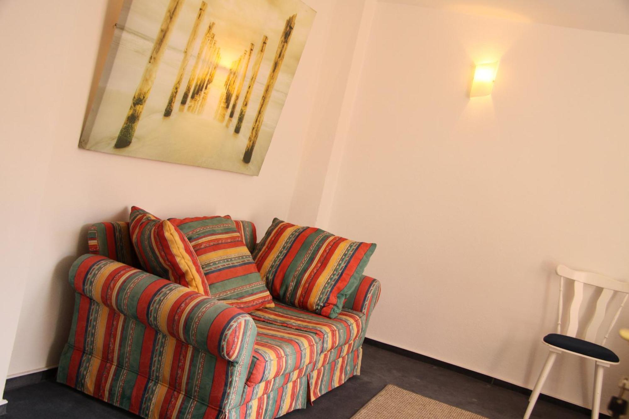 Freundliches Appartement - Bitte Angaben Zum Gastgeber Lesen Wehrheim Εξωτερικό φωτογραφία